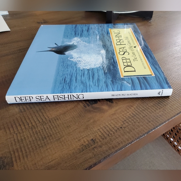 "Deep Sea Fishing The Lure of Big Fish Game" Hardback Table Book, 1994, Vintage - Picture 4 of 16